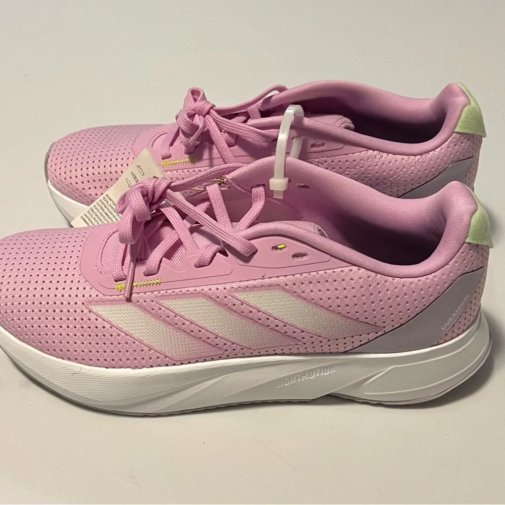 🩷🩷🩷Adidas Women's Pink Athletic Shoes🩷🩷🩷 - Picture 1 of 8